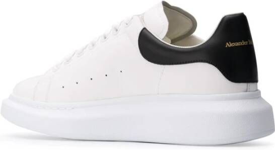 alexander mcqueen Zwarte Oversize Leren Sneakers met Witte Hiel Black Heren