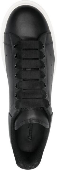 alexander mcqueen Zwarte Oversized Sneakers met Omgekeerde Schedel Black Heren