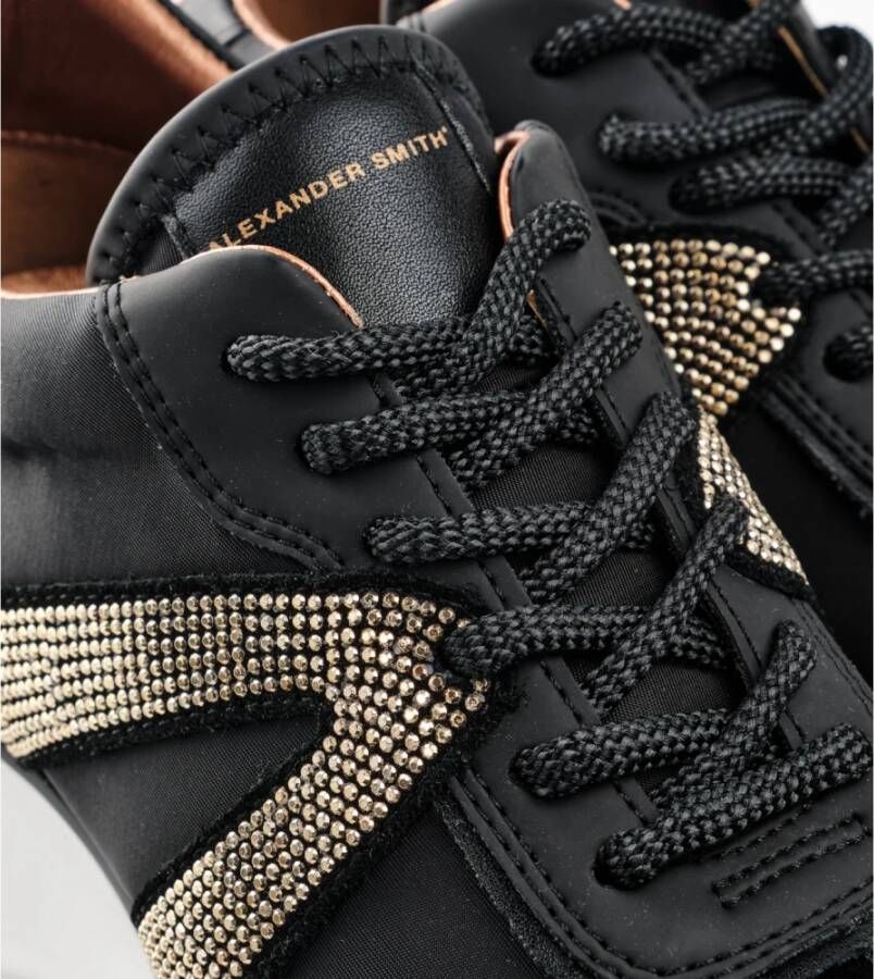 Alexander Smith Elegante sneaker met platformzool en studs Black Dames