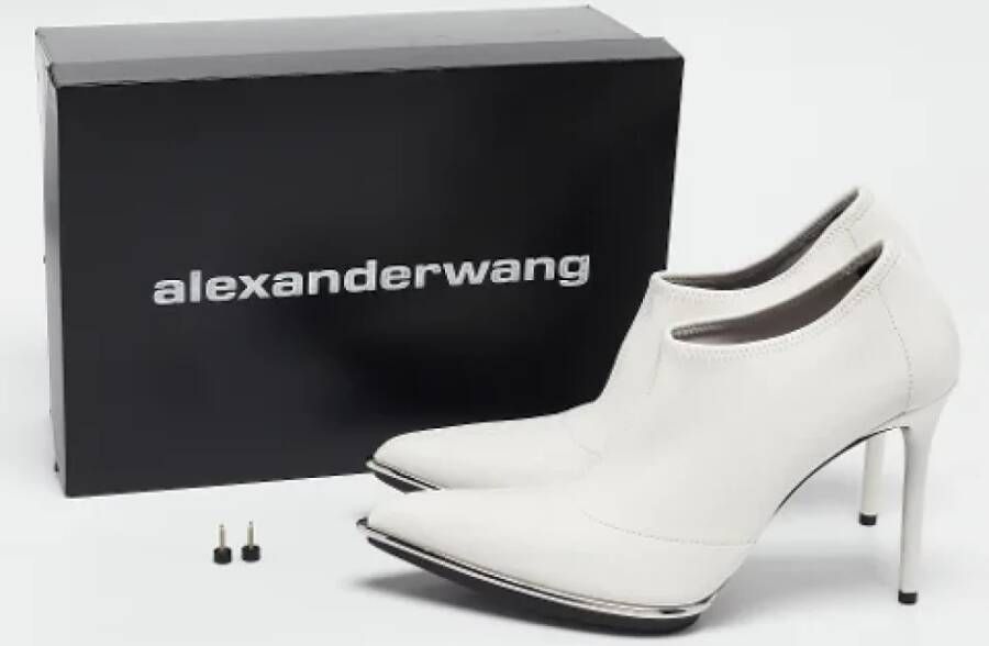 Alexander Wang Pre-owned Leather boots White Dames