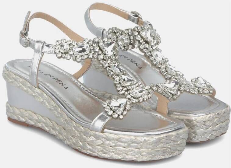 Alma en Pena Gevlochten Rhinestone Sleehak Sandaal Gray Dames