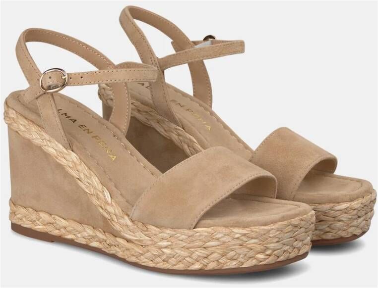 Alma en Pena Gevlochten Sleehak Sandaal Beige Dames