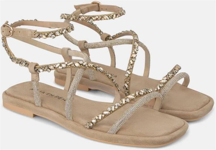 Alma en Pena Platte sandaal met strass Beige Dames