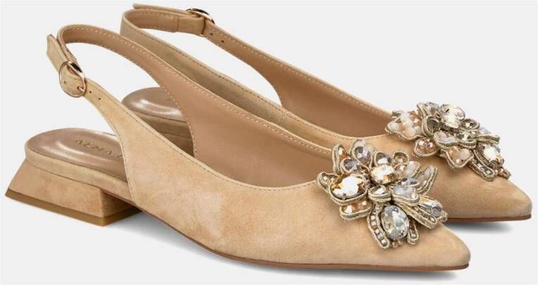 Alma en Pena Platte schoen met bloem Beige Dames