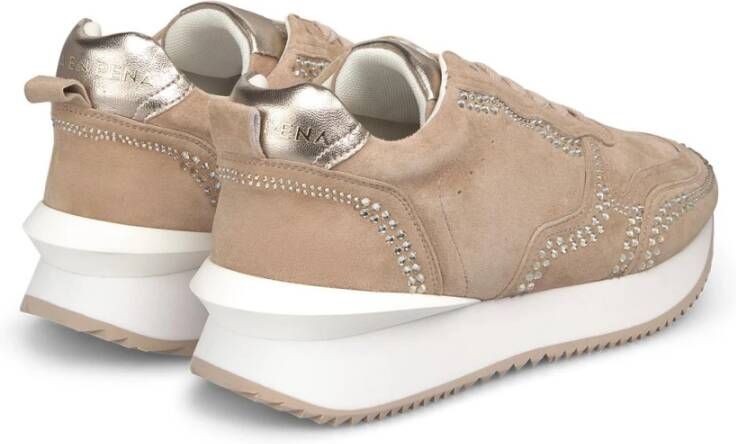 Alma en Pena Sneaker van leer met pareldetails en plateauzool Beige Dames