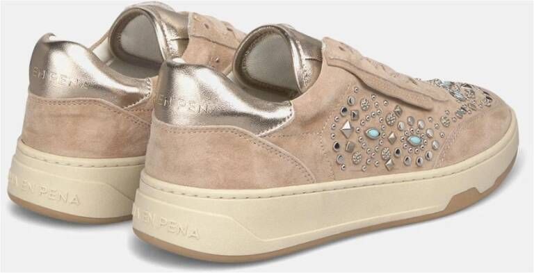 Alma en Pena Sneakers met studs van leer Beige Dames