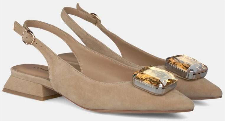 Alma en Pena Steenversierde platte schoen Beige Dames