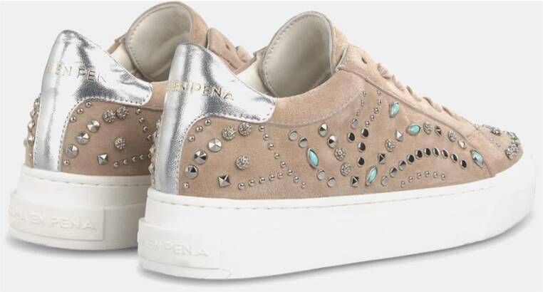 Alma en Pena Studded leren platform sneaker Beige Dames