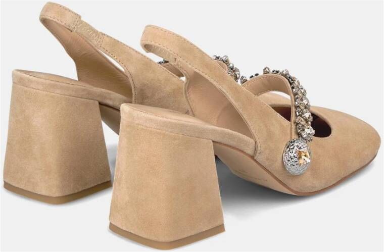 Alma en Pena Vrouwen schoenen met vierkante hak en strass detail Beige Dames