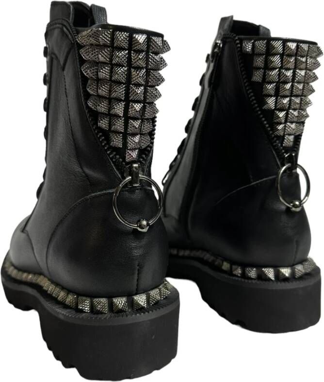 Alma en Pena Zwarte leren enkellaarzen met studs Black Dames