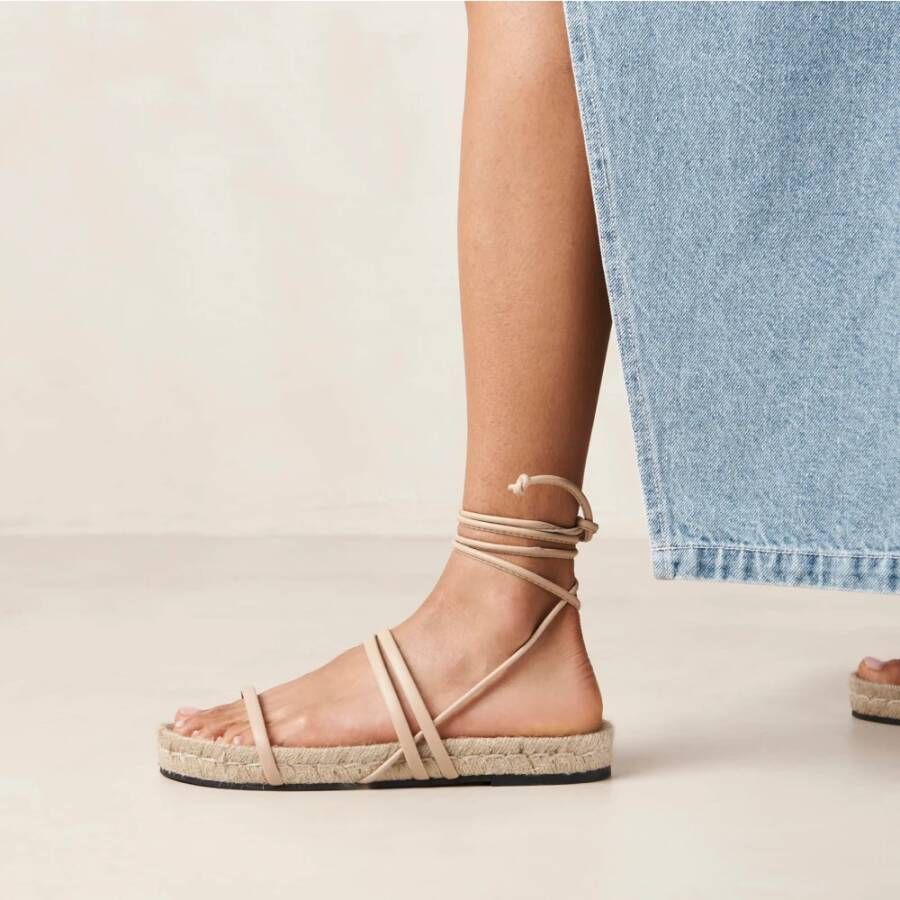 ALOHAS Leren sandalen Beige Dames