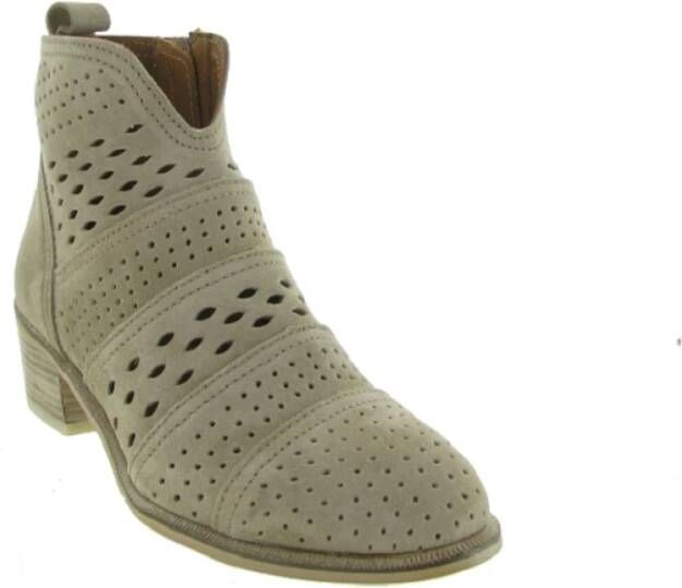 Alpe Soller Schoenen Beige Dames