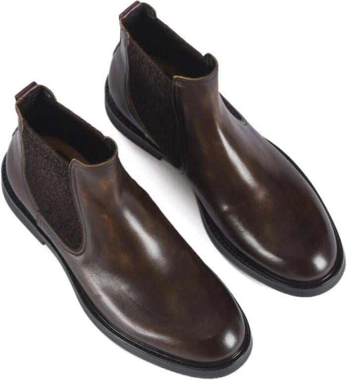 Ambitious Klassieke Leren Chelsea Boot met Moderne Details Brown Heren