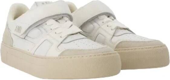 Ami Paris Leather sneakers White Heren