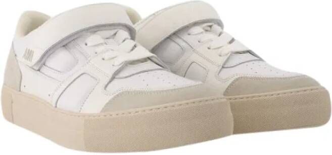 Ami Paris Leather sneakers White Heren