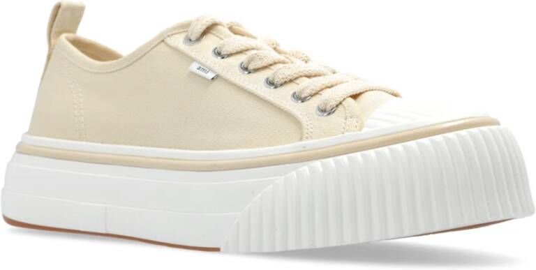 Ami Paris Sportschoenen van Ami Alexandre Mattiussi Beige Dames