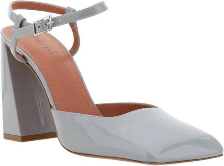 Amina Muaddi Lakleren Charlotte Pumps met sculpturale hak Gray Dames