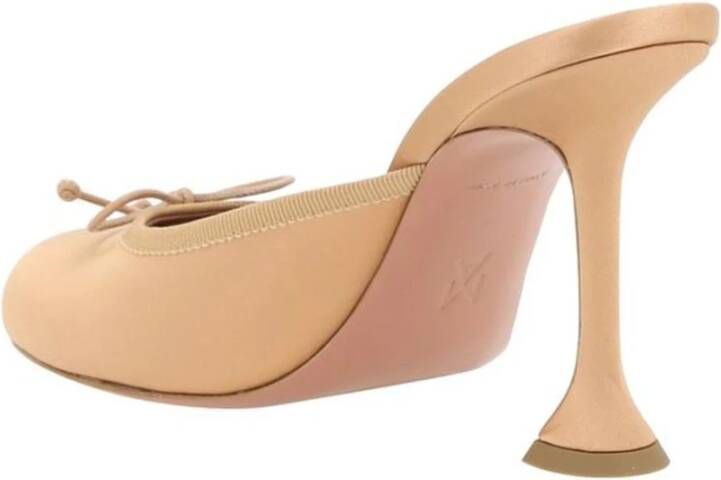 Amina Muaddi Leren Pumps met Geometrische Hak en Strik Beige Dames