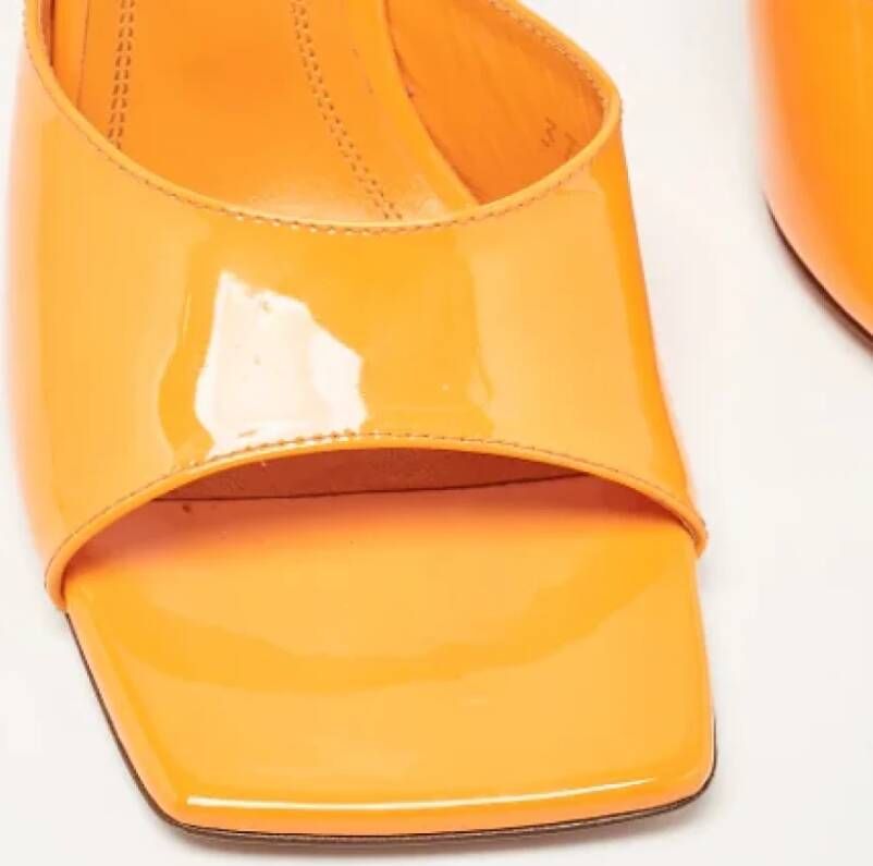 Amina Muaddi Pre-owned Fabric sandals Orange Dames