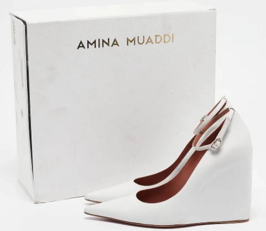 Amina Muaddi Pre-owned Leather heels White Dames