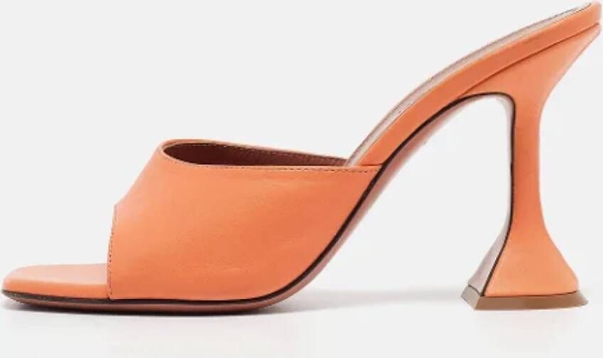 Amina Muaddi Pre-owned Leather sandals Orange Dames