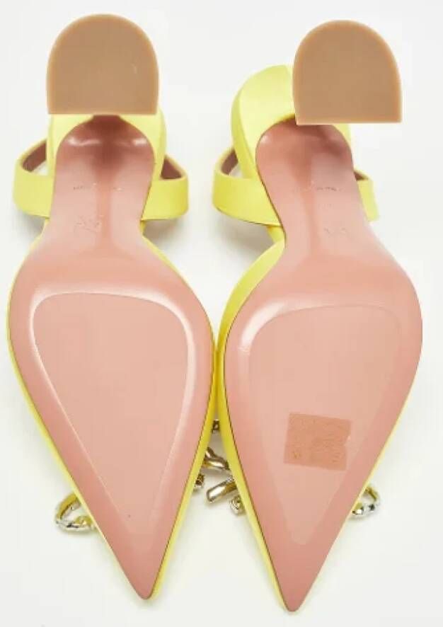 Amina Muaddi Pre-owned Satin heels Yellow Dames