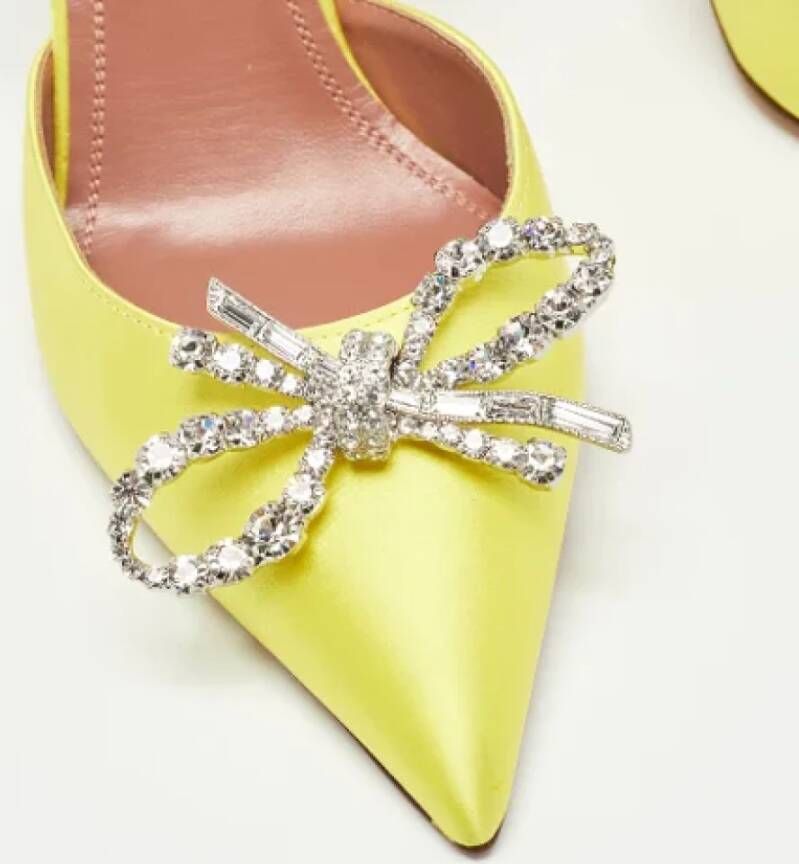 Amina Muaddi Pre-owned Satin heels Yellow Dames