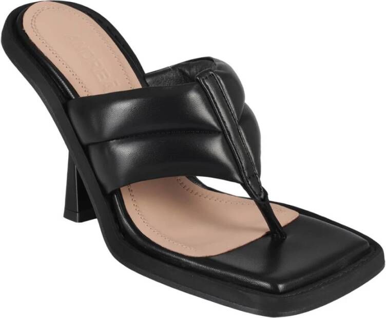 Andrea Adamo Gewatteerde Leren Teenslippers Black Dames