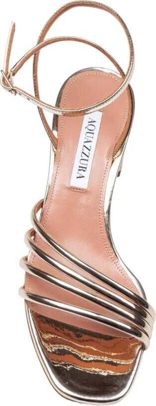 Aquazzura Gelamineerde leren sandaal in lichtgoud Yellow Dames