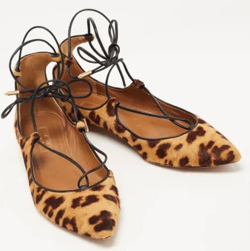 Aquazzura Pre-owned Fabric flats Brown Dames