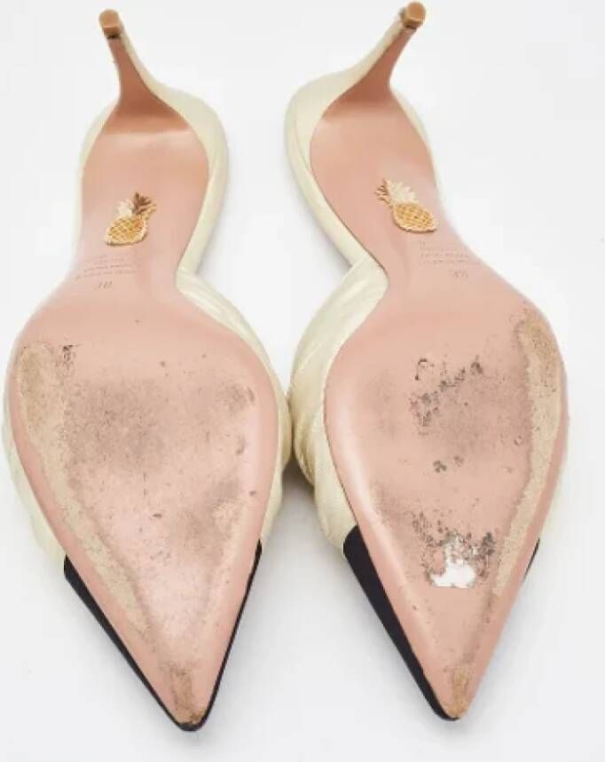 Aquazzura Pre-owned Fabric mules Beige Dames