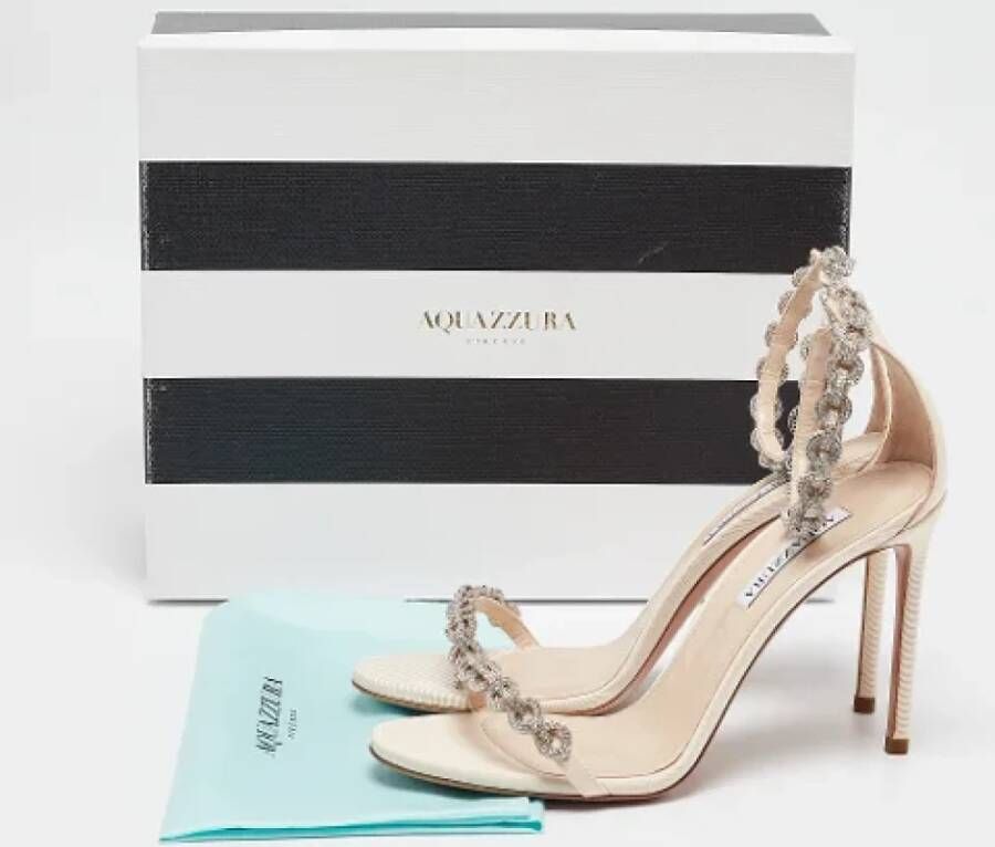 Aquazzura Pre-owned Fabric sandals Beige Dames