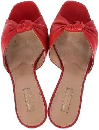 Aquazzura Pre-owned Leather mules Red Dames