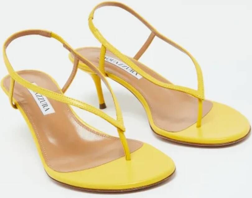 Aquazzura Pre-owned Leather sandals Yellow Dames