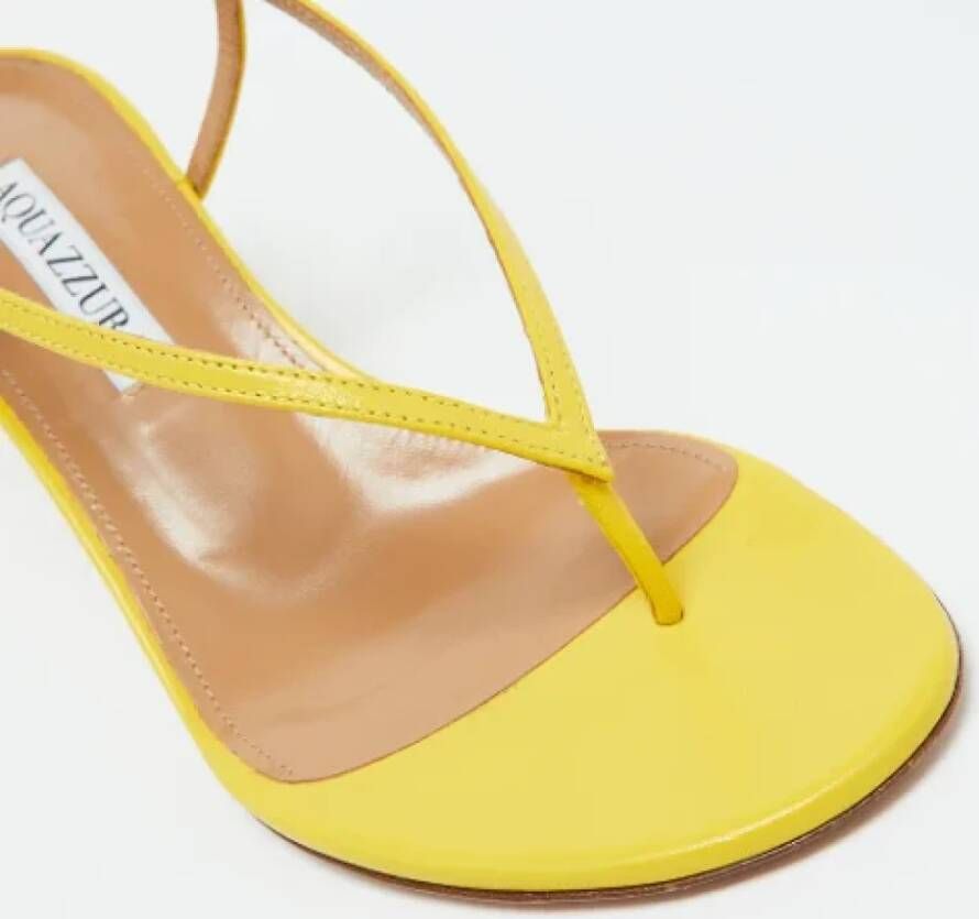 Aquazzura Pre-owned Leather sandals Yellow Dames