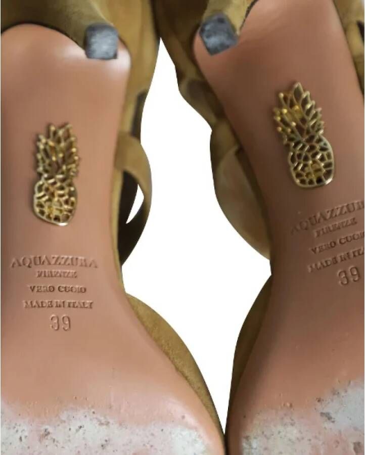 Aquazzura Pre-owned Suede heels Beige Dames