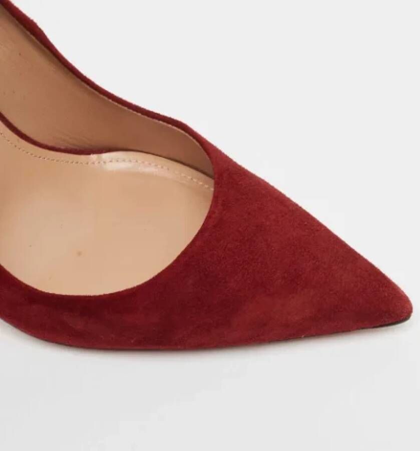 Aquazzura Pre-owned Suede heels Red Dames