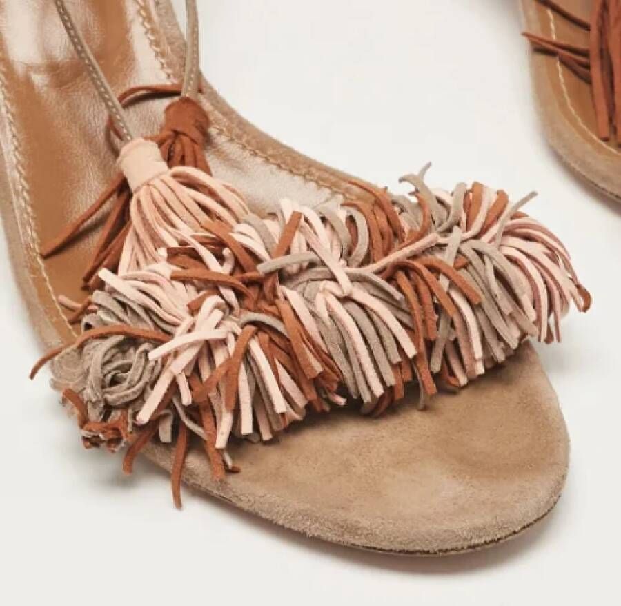 Aquazzura Pre-owned Suede sandals Beige Dames