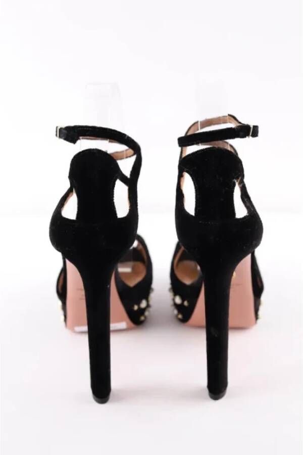 Aquazzura Pre-owned Velvet heels Black Dames