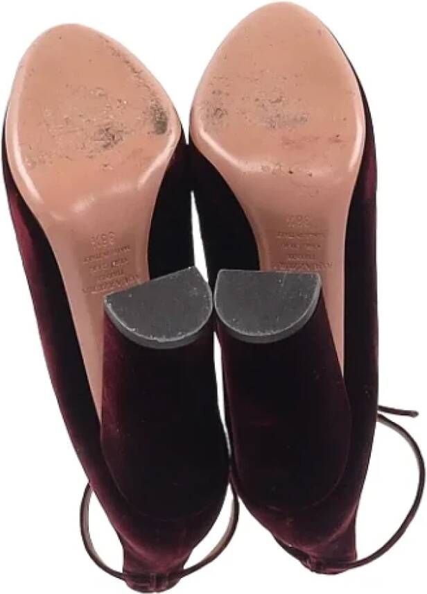 Aquazzura Pre-owned Velvet heels Red Dames