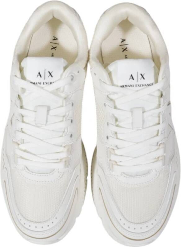 Armani Exchange Stijlvolle damessneakers voor dagelijks gebruik White Dames