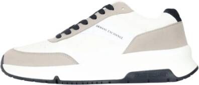 Armani Exchange Witte herensneakers met beige en blauwe details White Heren