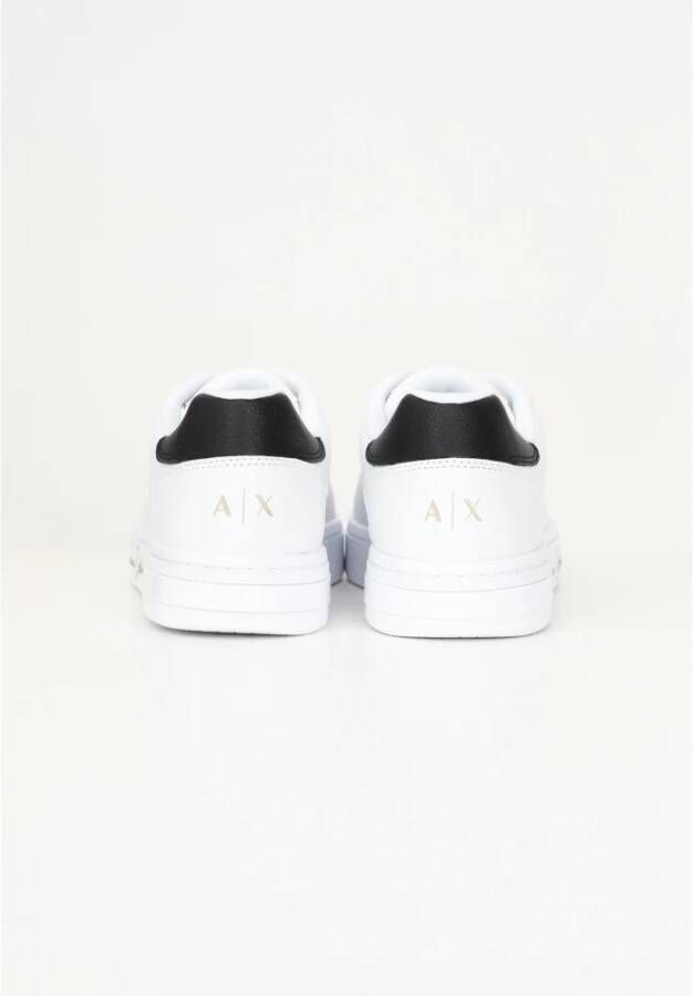 Armani Exchange Witte lage top sneakers voor dames met logo print White Dames