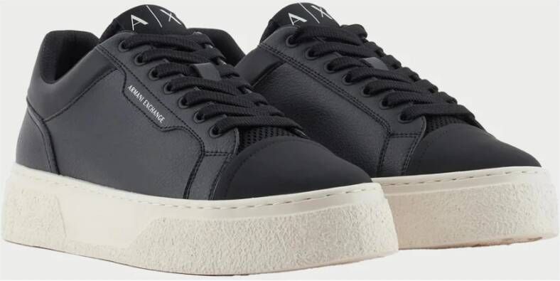 Armani Exchange Zwarte Sneakers Ronde Neus Rubberen Zool Black Heren