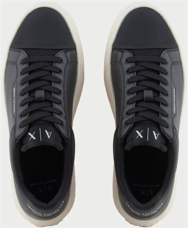 Armani Exchange Zwarte Sneakers Ronde Neus Rubberen Zool Black Heren