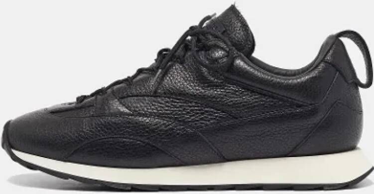 Armani Pre-owned Leather sneakers Black Heren