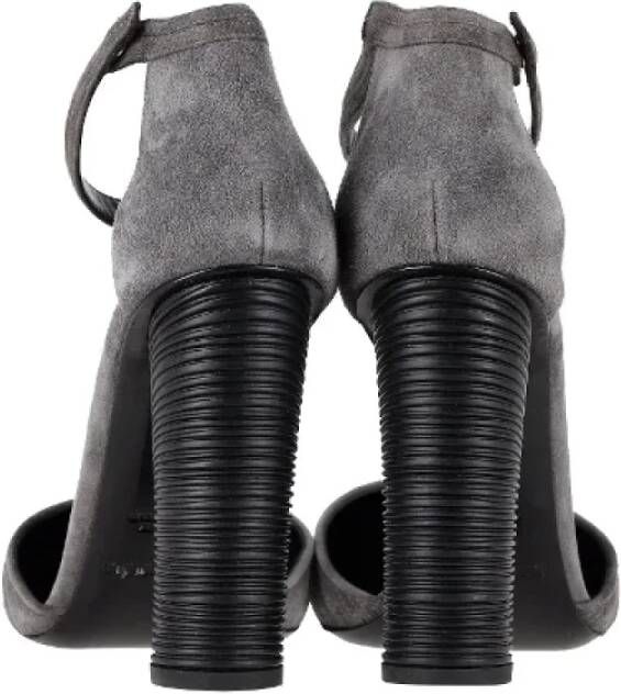 Armani Pre-owned Suede heels Gray Dames