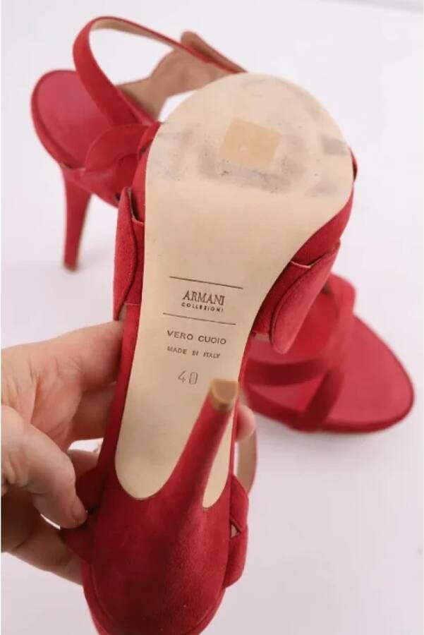 Armani Pre-owned Suede heels Red Dames