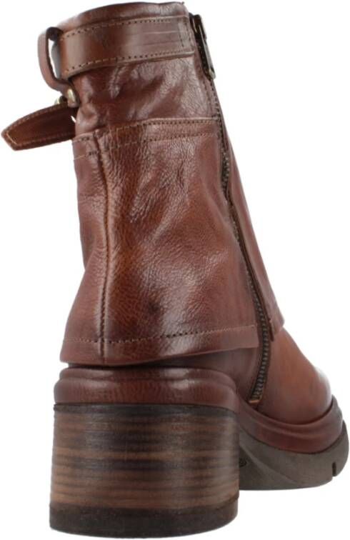 a.s.98 Stijlvolle Enkellaarsjes met Gespdetail Brown Dames