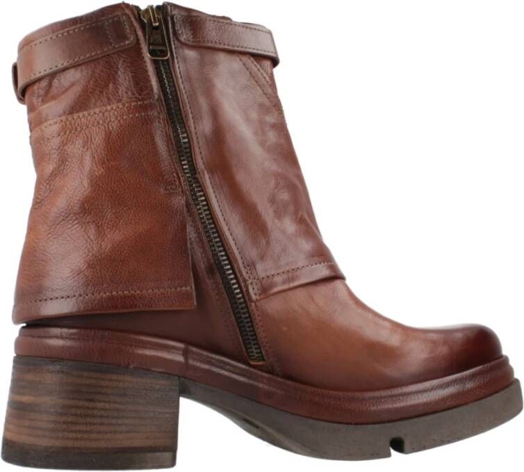 a.s.98 Stijlvolle Enkellaarsjes met Gespdetail Brown Dames